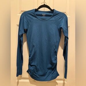 Athleta Long Sleeve Top Size XS